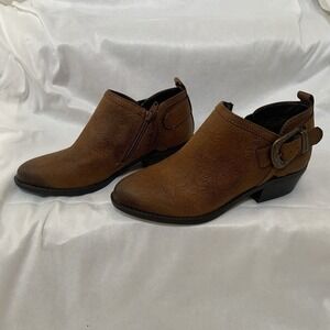 White Mountain Boots Womens 7.5M Davenport Buckle Ankle Bootie Brown FabricHeels